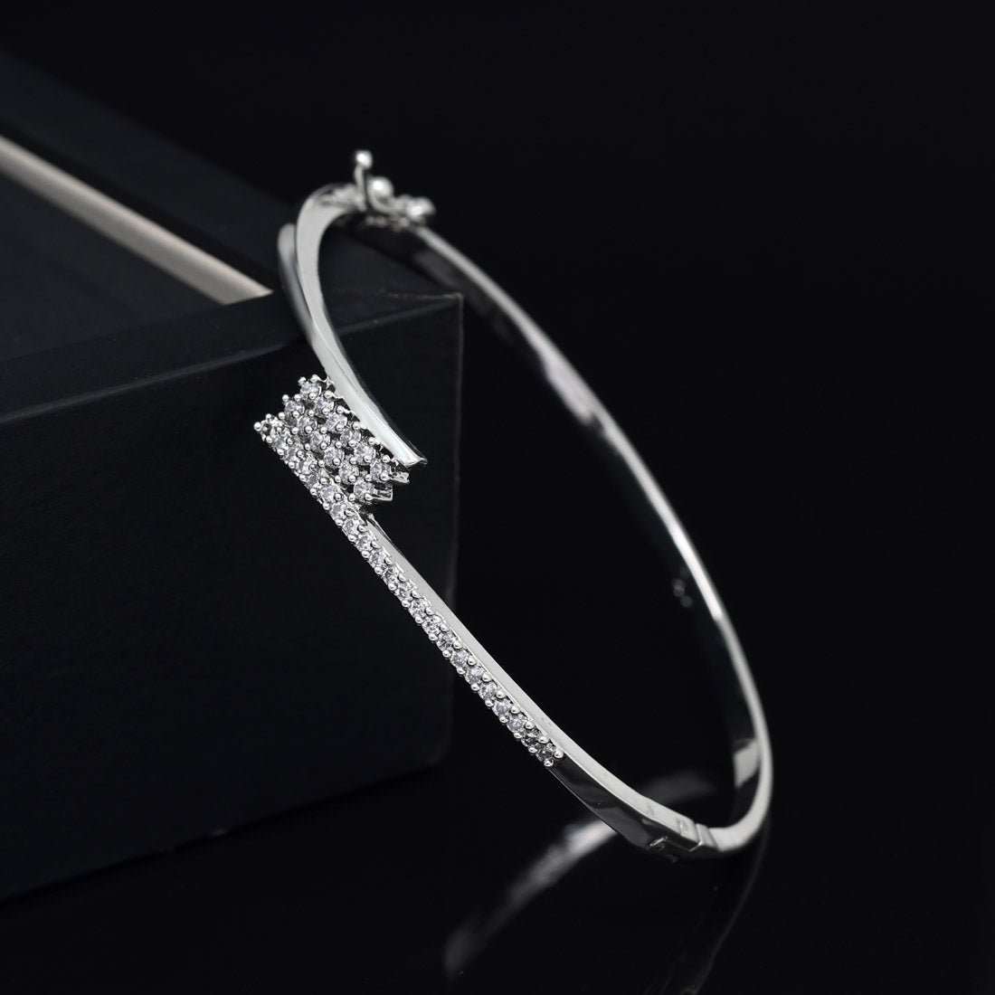 Silver Color American Diamond Bracelet (ADB314SLV)