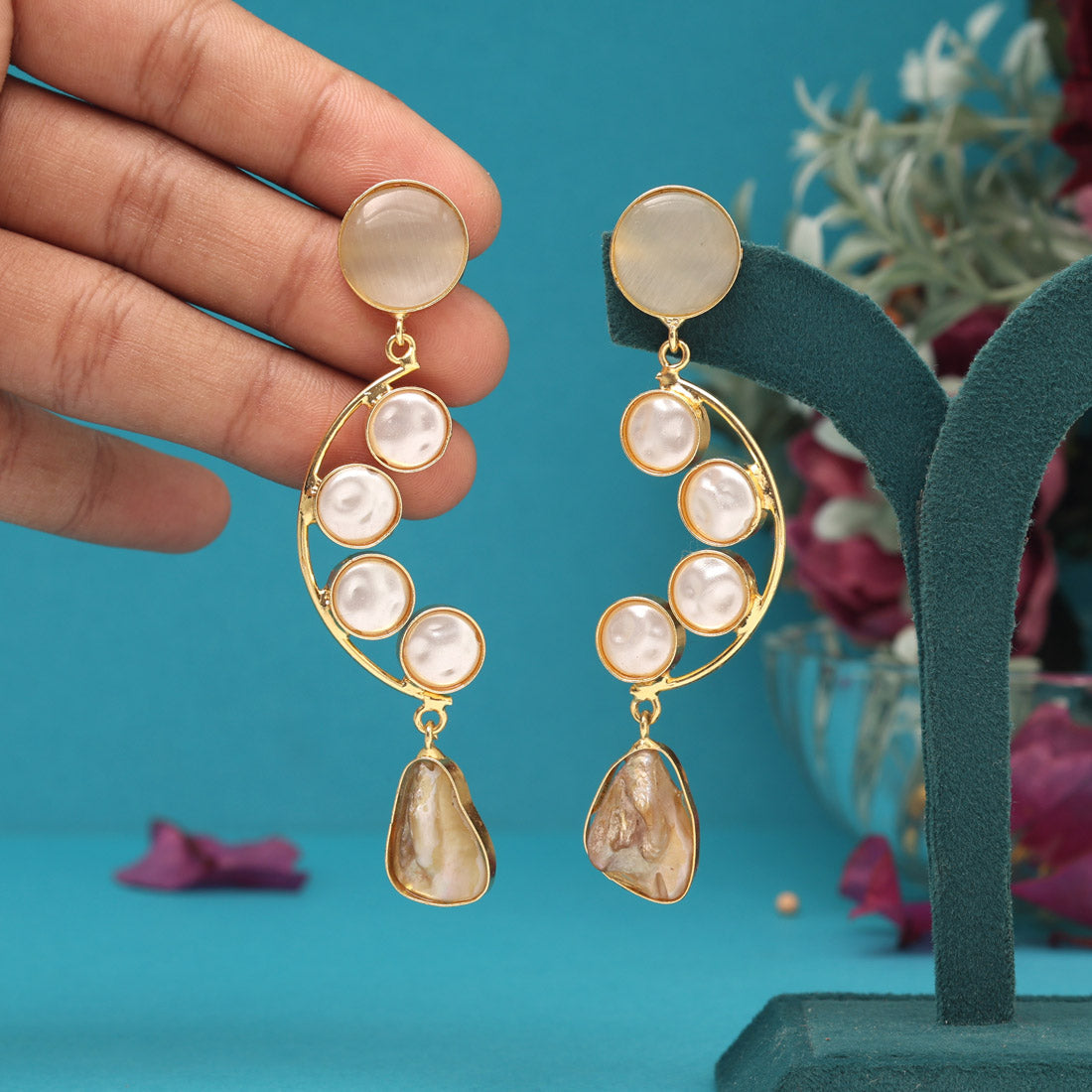 White Color Amrapali Earrings
