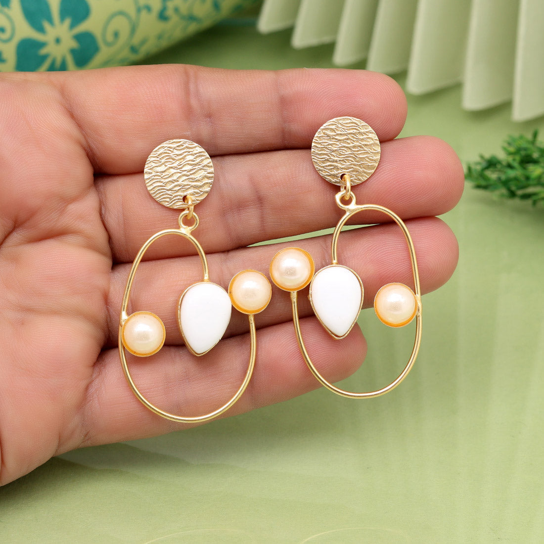 White Color Amrapali Earrings