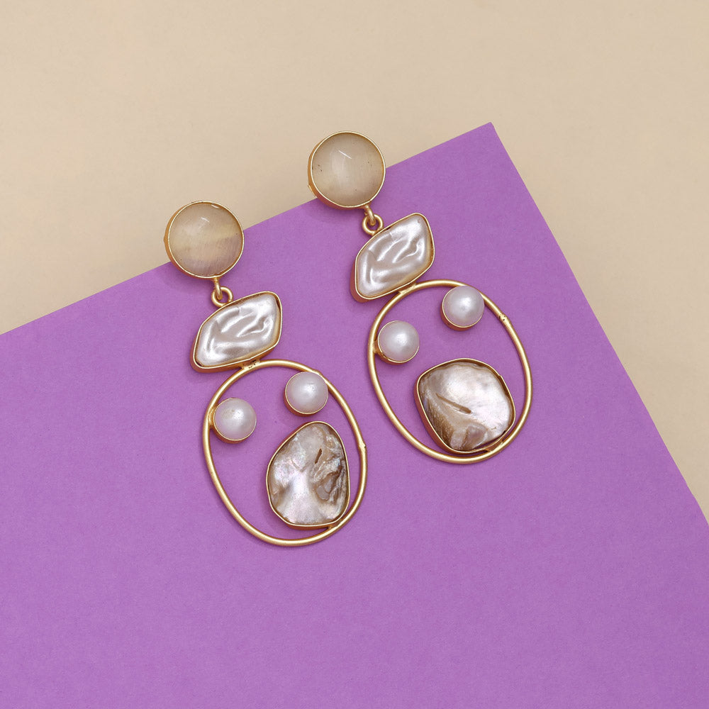 Bright Pearl White Color Amrapali Earrings