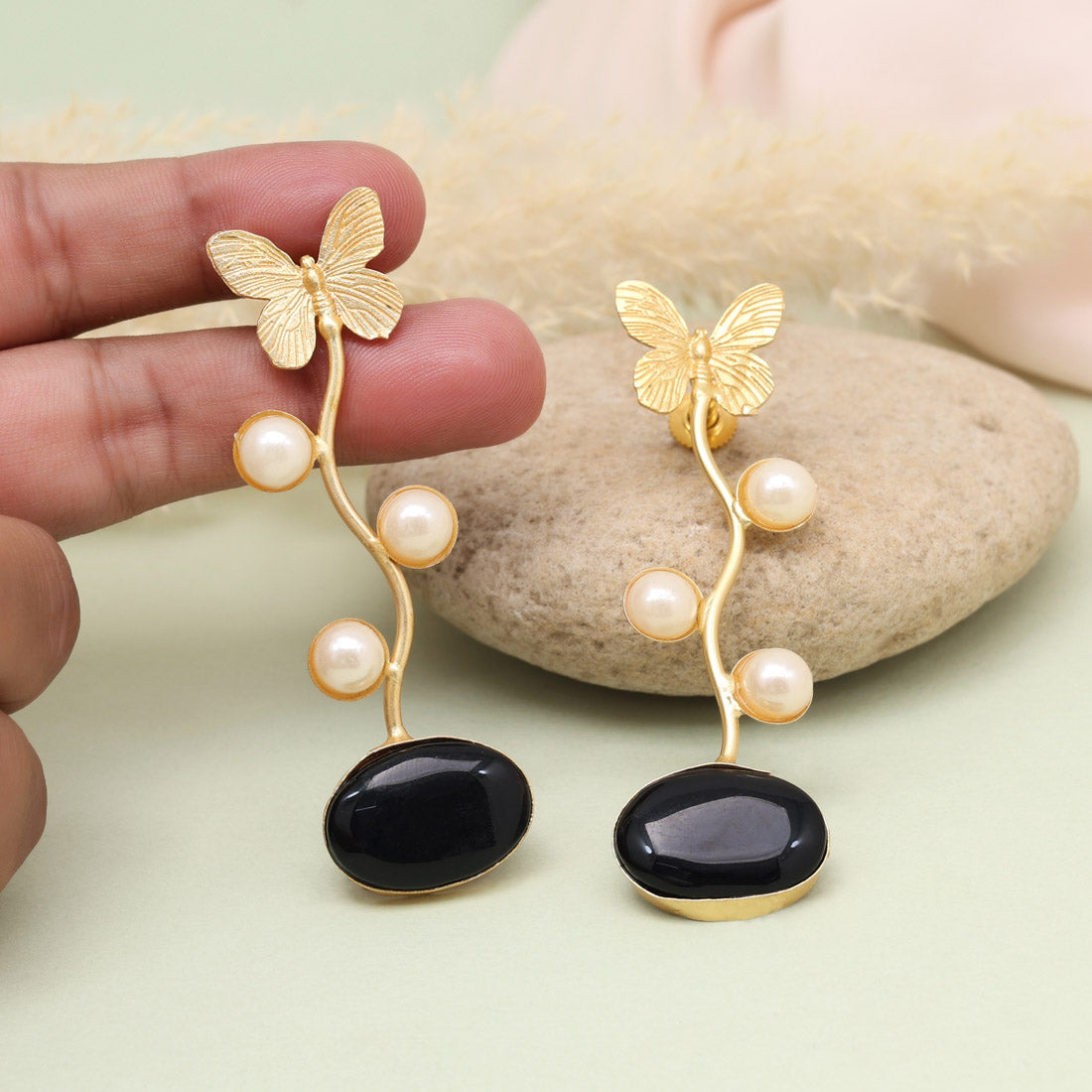 Intense Black Color Amrapali Earrings