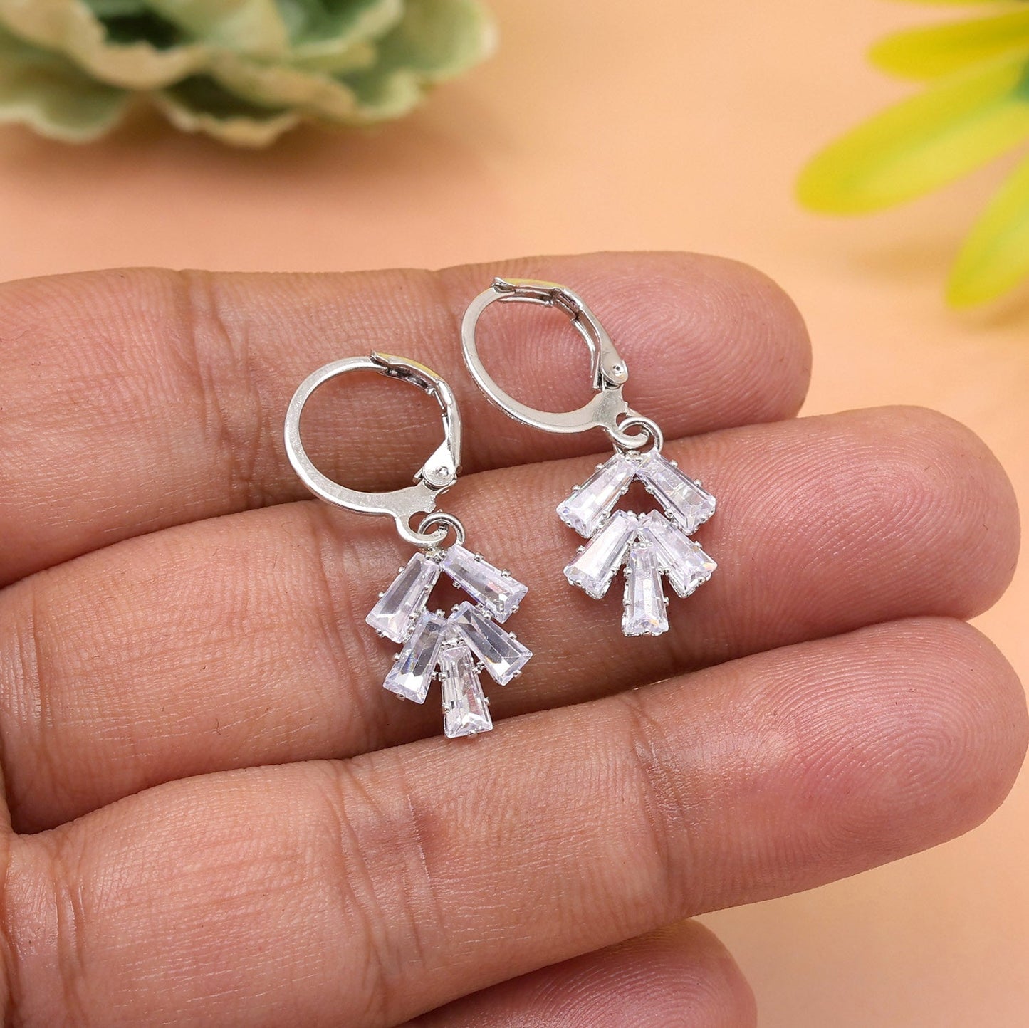 Old-Fashioned Elegance In Silver Color Antique Stone Earrings With Class