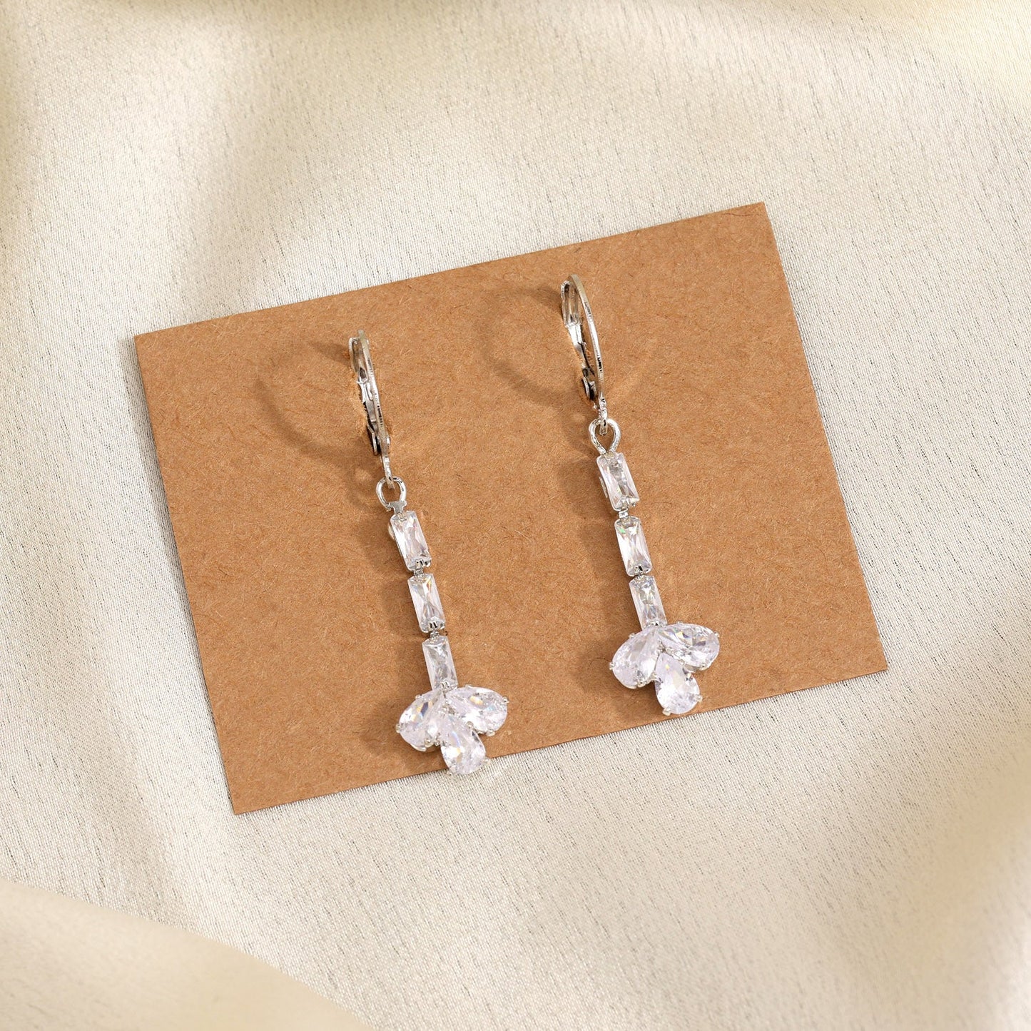 Silver Color Antique Stone Earrings Featuring Historic Design Inspirations