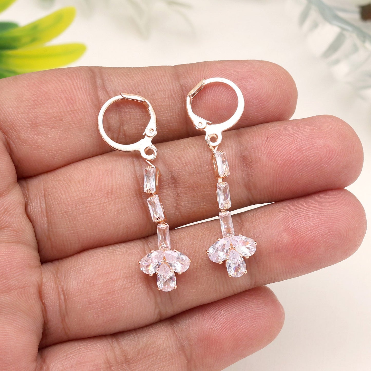 White Color Antique Stone Earrings For Heritage-Inspired Evening Ensembles