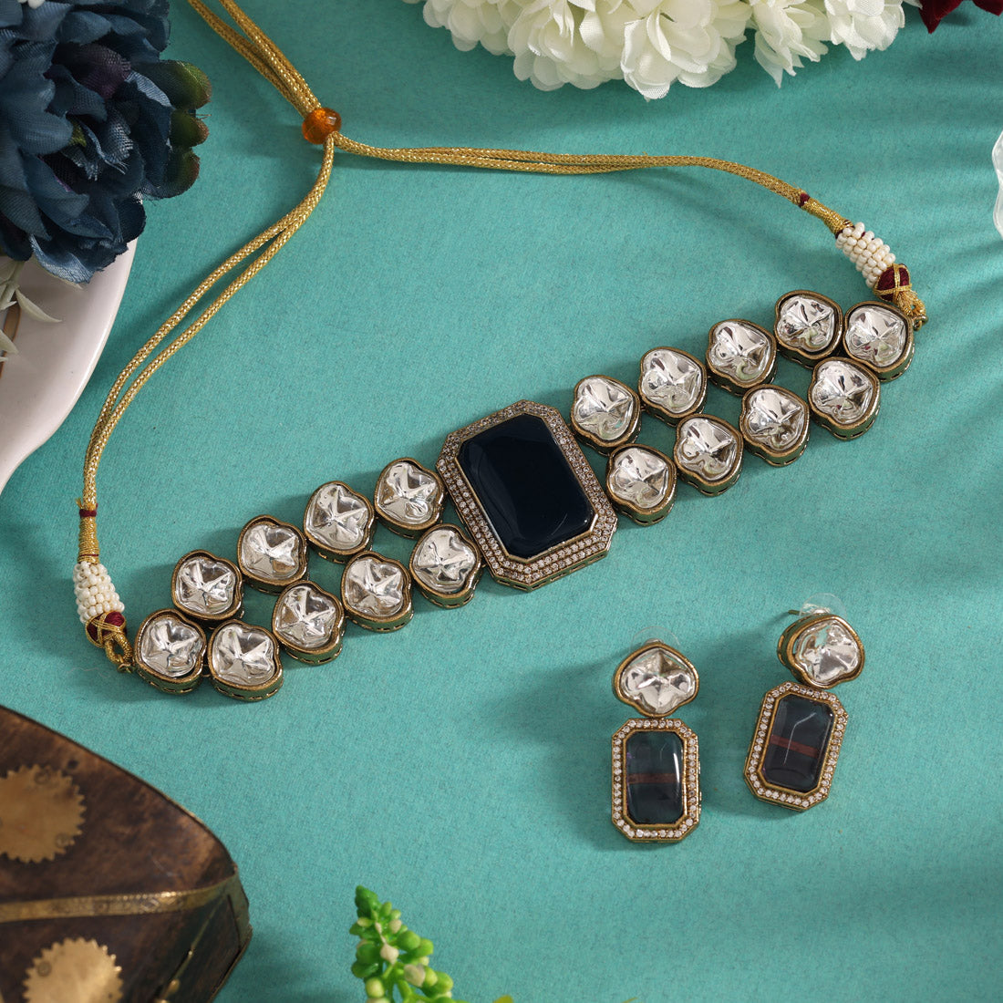 Blue Color Premium Quality Moissanite And Monalisa Stone Decorated Choker Necklace (CZN1066BLU)