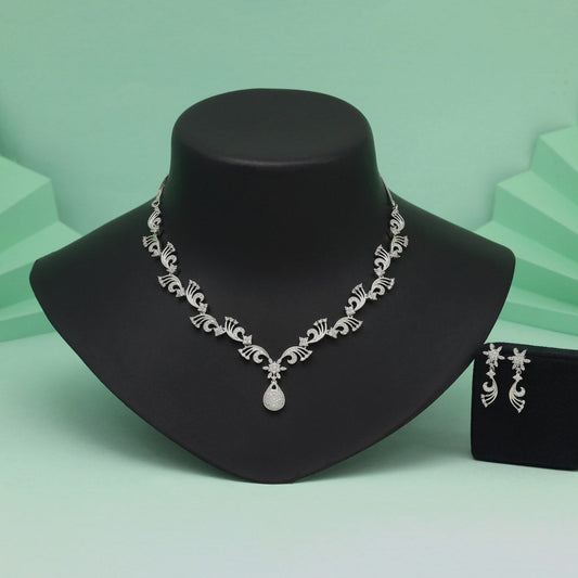Silver Color American Diamond Necklace Set For Evening Outfits And Wedding Wear