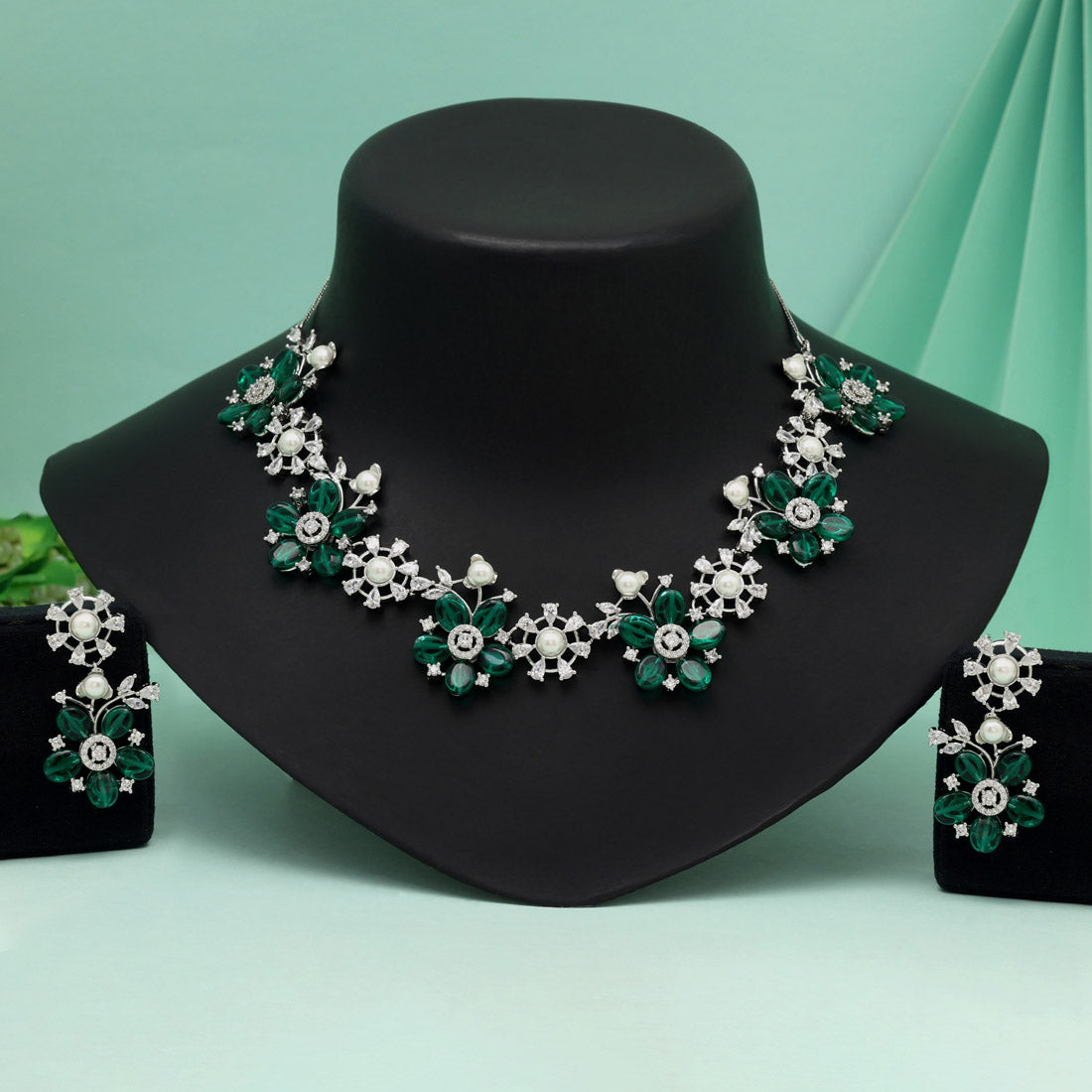 Green Color American Diamond Necklace Set With Sparkling Gems For Ethnic Outfits