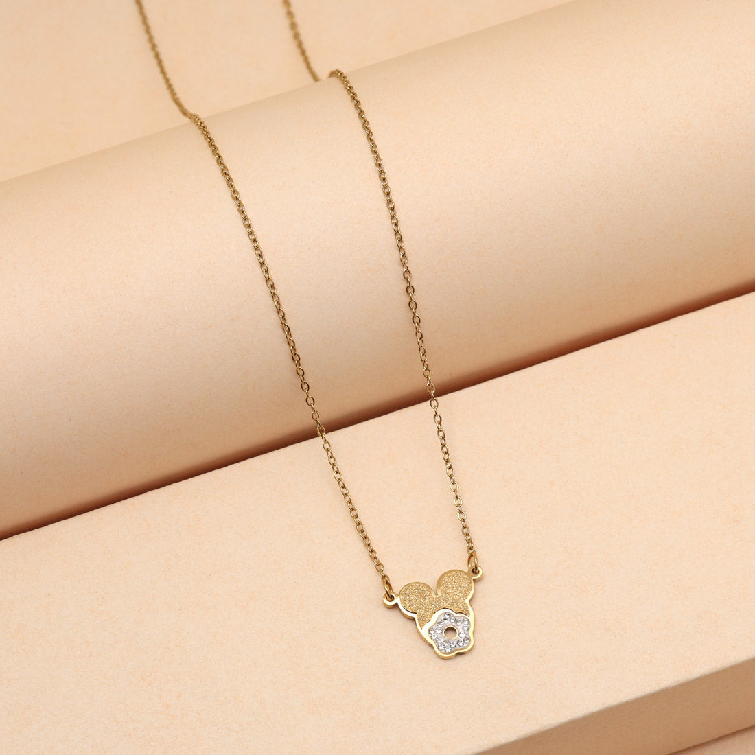 White Color Stainless Steel 18k Gold Plated Demi Fine Pendant