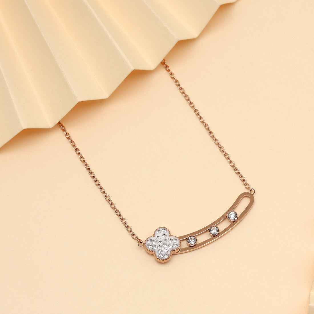 White Color Stainless Steel 18k Gold Plated Demi Fine Pendant