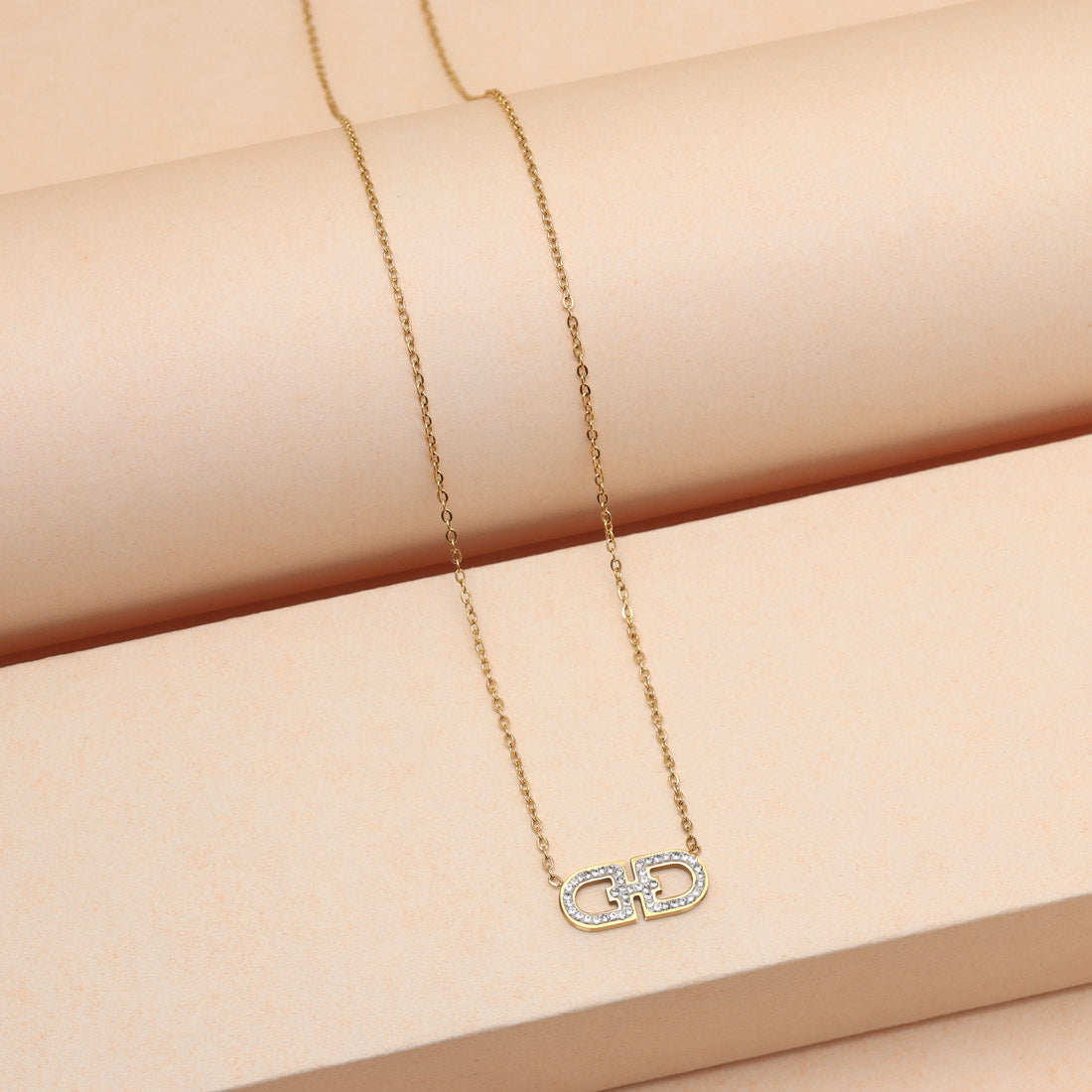White Color Stainless Steel 18k Gold Plated Demi Fine Pendant