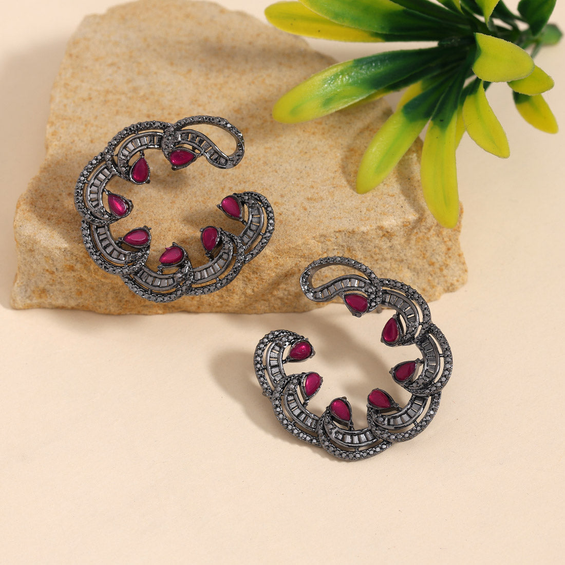 Assorted Color 11 Pairs Of Black Antique Earrings (DRKDE137CMB)