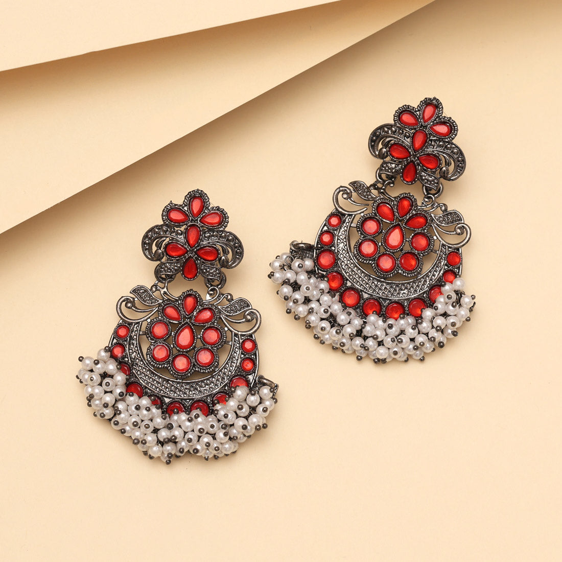 Red Color Black Antique Earrings (DRKDE169RED)