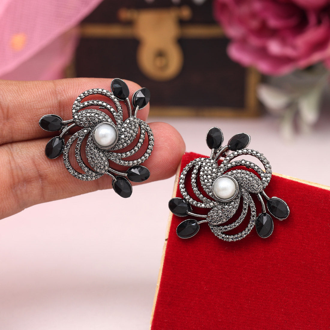 Black Color Black Antique Earrings (DRKDE174BLK)