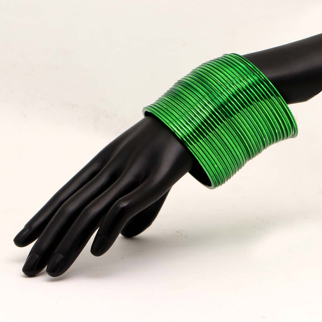 Green Color 4 Set Of Fashion Bangles Combo Size(2 Set Of 2.6, 2 Set Of 2.8) FB163CMB