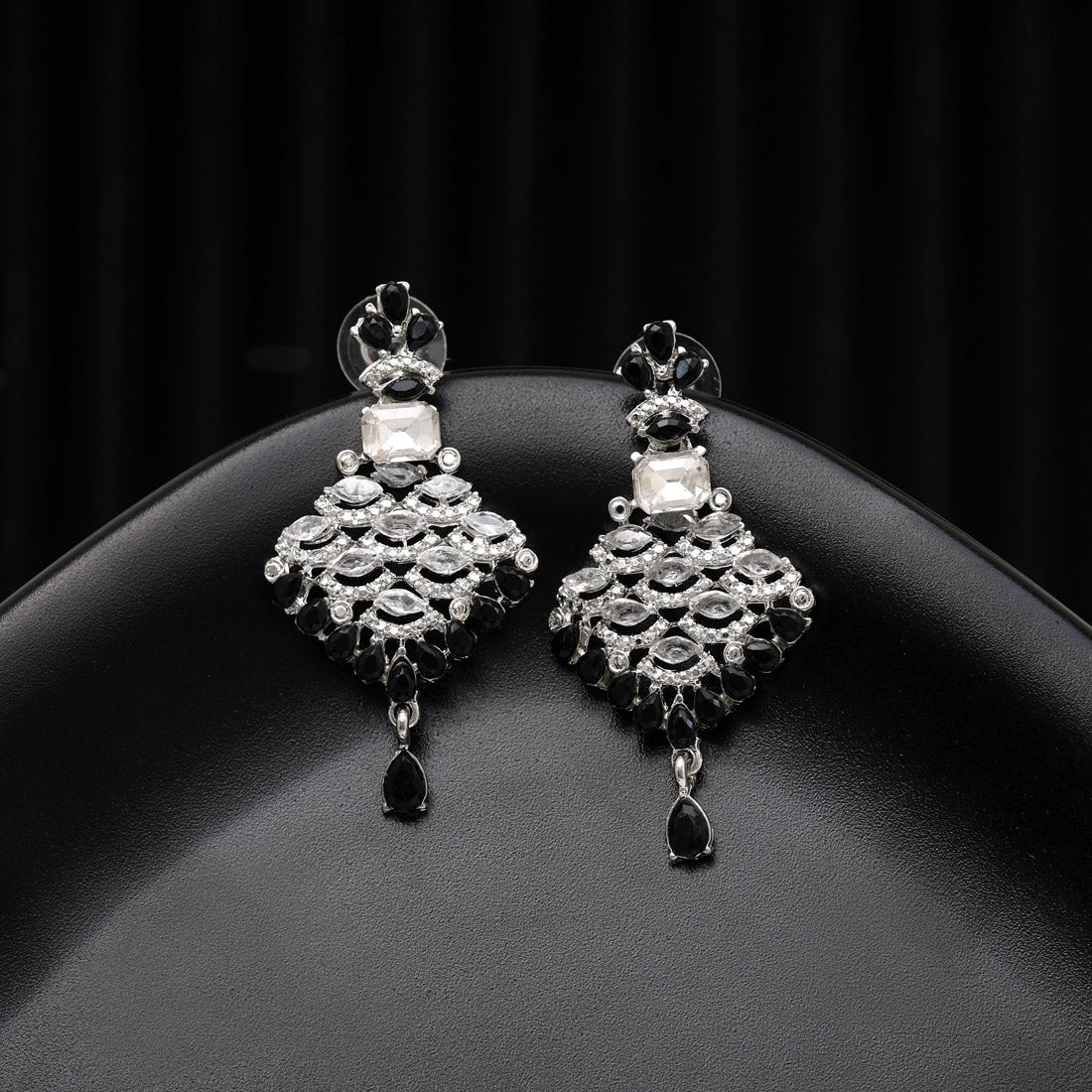 Black Color Fashion Earrings