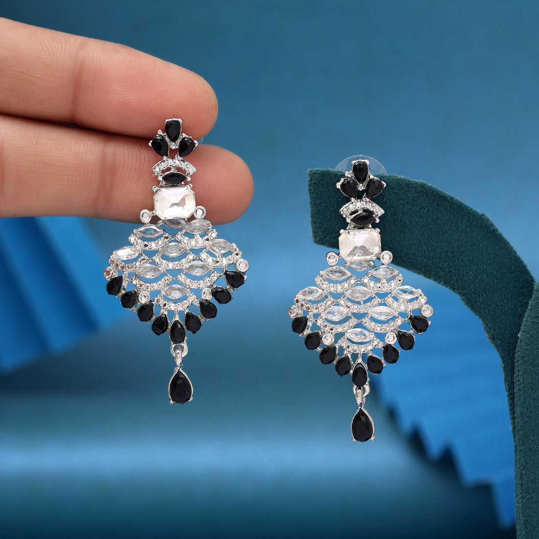 Black Color Fashion Earrings