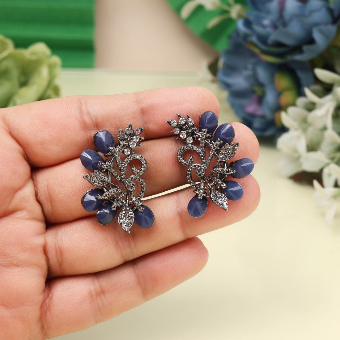 Feminine Assorted Color 11 Pair Set Of Chic Daily Fashion Earrings