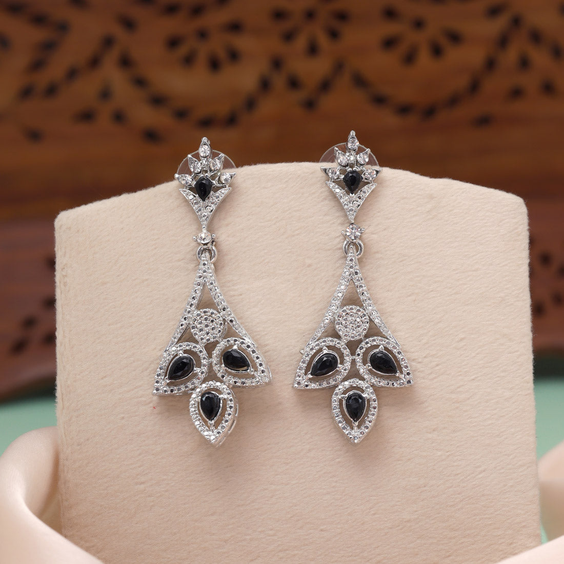 Glossy Black Color Fashion Earrings