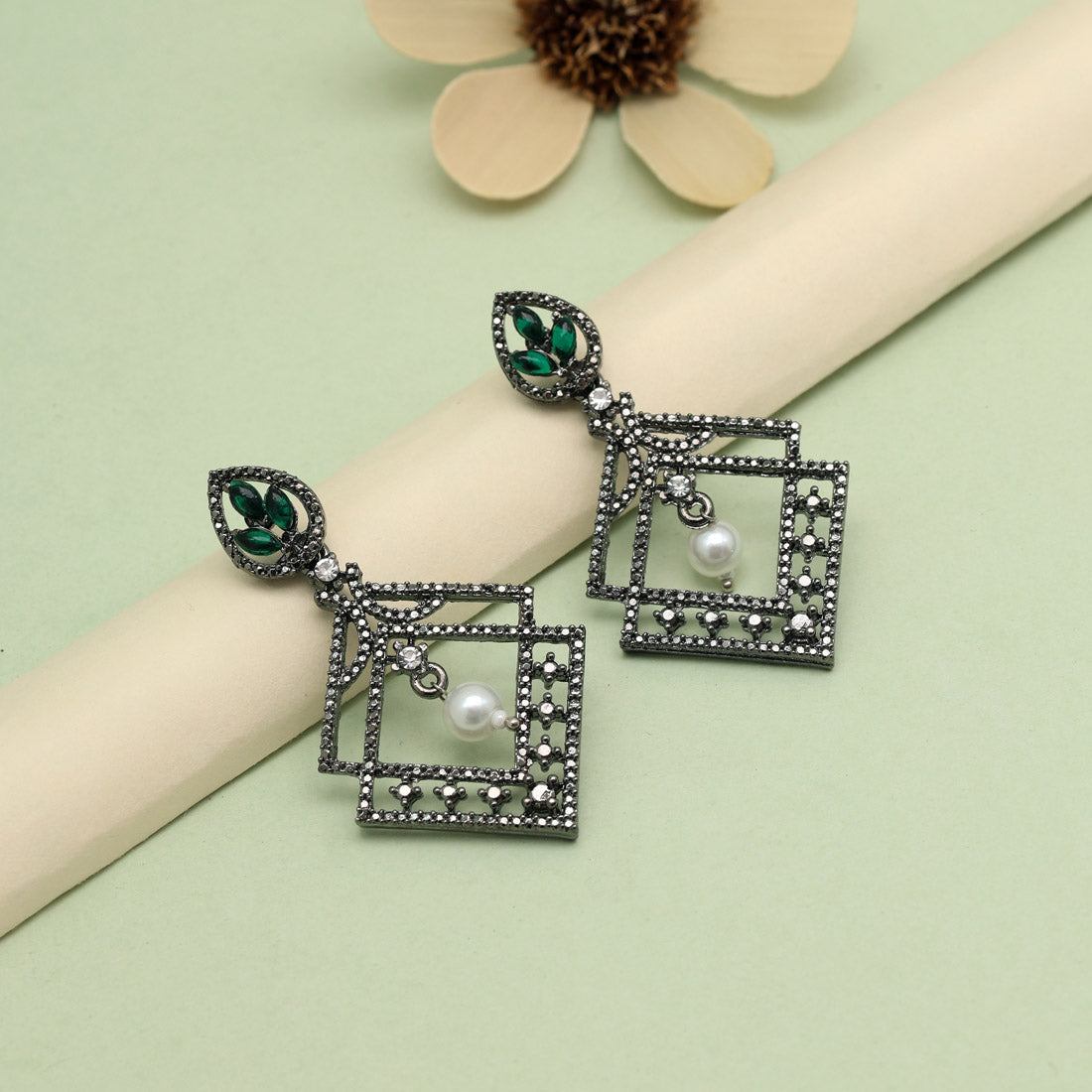 Nature Green Color Fashion Earrings