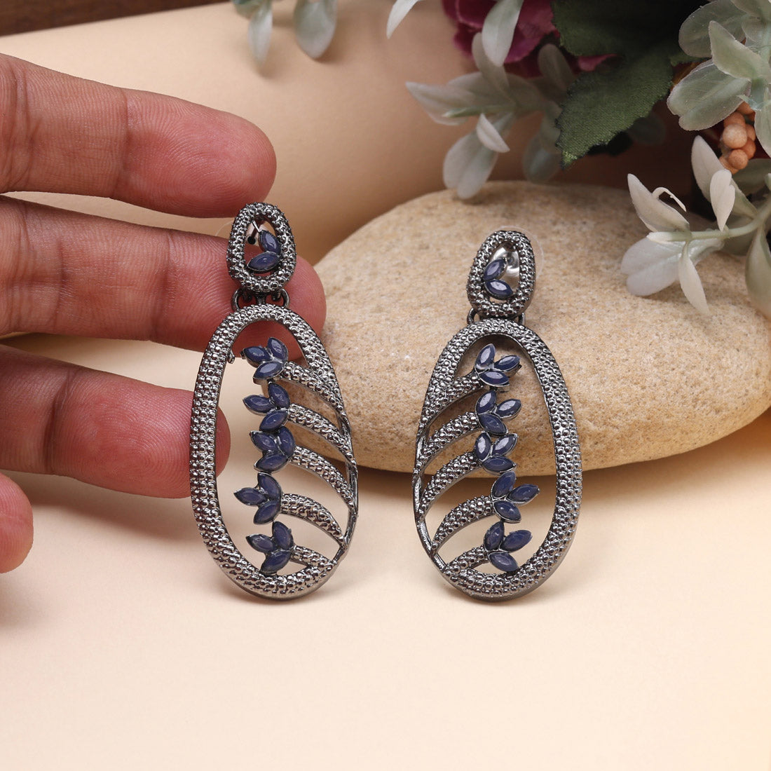 Blue Color Fashion Earrings That Add Sparkle To Any Day Look