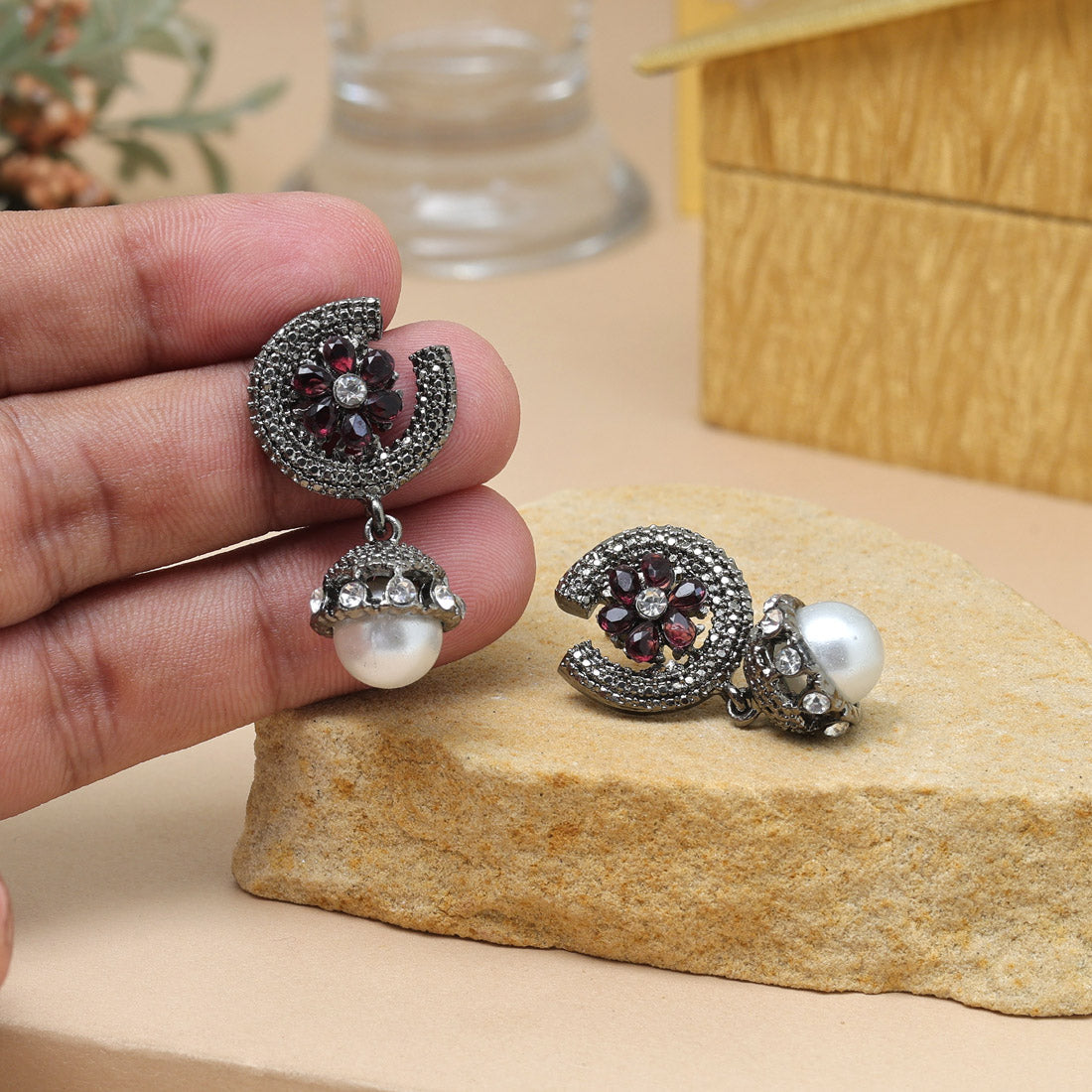 Magenta Color Fashion Earrings With Trendy Design For Modern Look