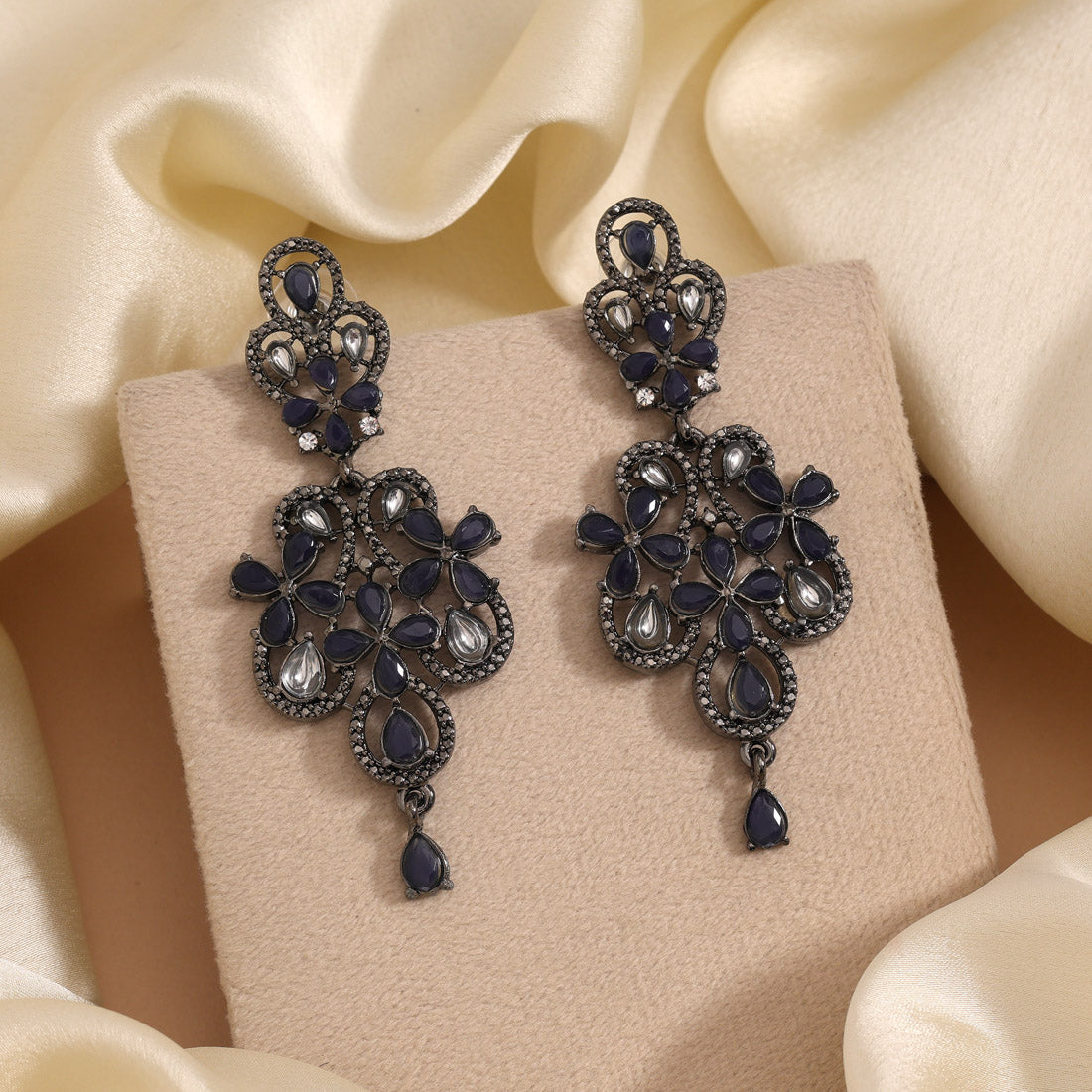 Blue Color Fashion Earrings In Stylish Circular Hanging Design
