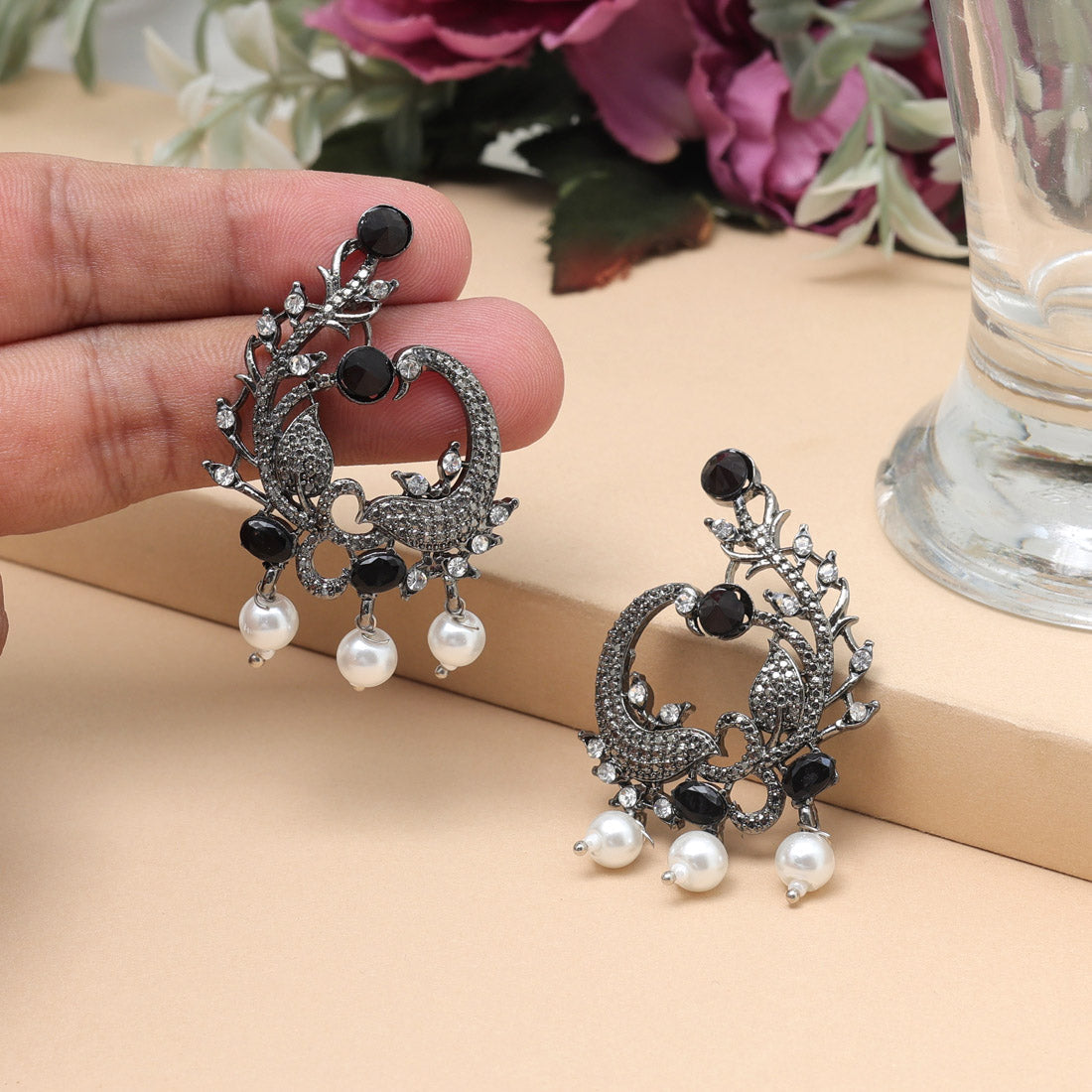 Black Color Fashion Earrings For Daily Use And College Girls