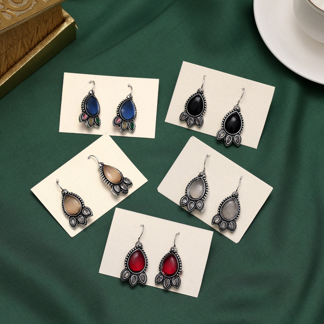 Assorted Color 5 Pairs Of Oxidised Earrings (GSE1204CMB)