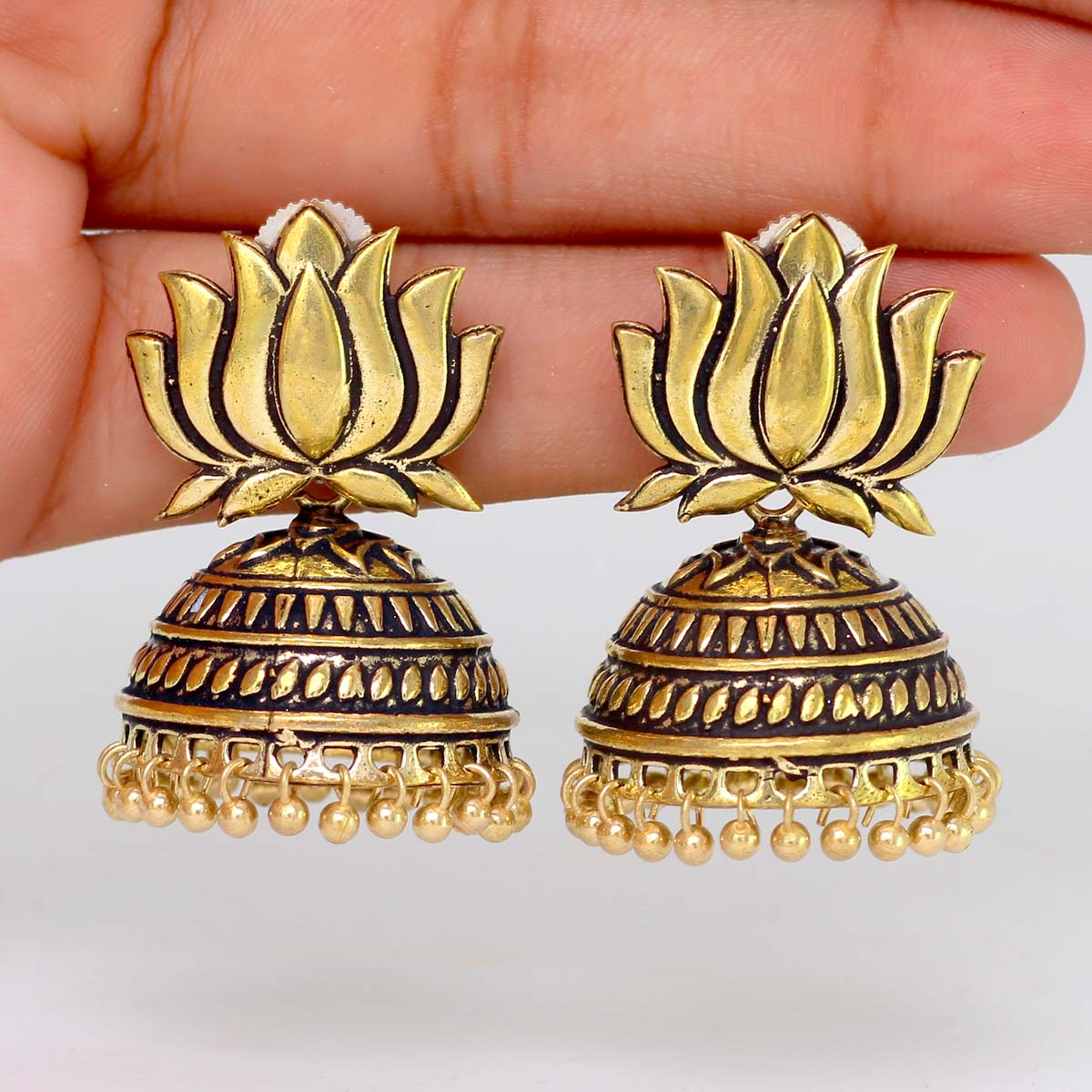 Handmade Gold Plated Lotus Shape Oxidised Jhumki (GSE461GLD)