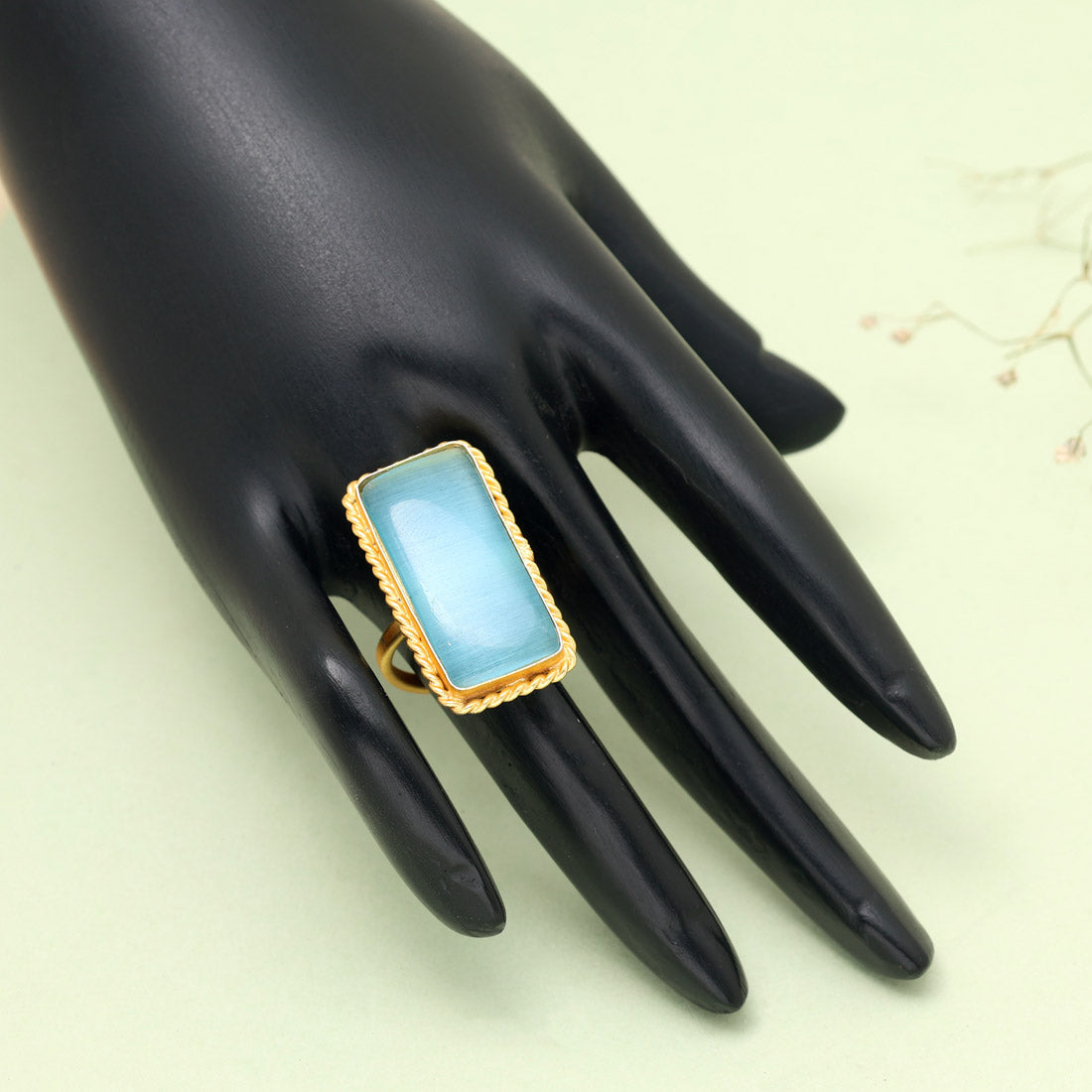 Sky Blue Color Monalisa Stone Finger Ring