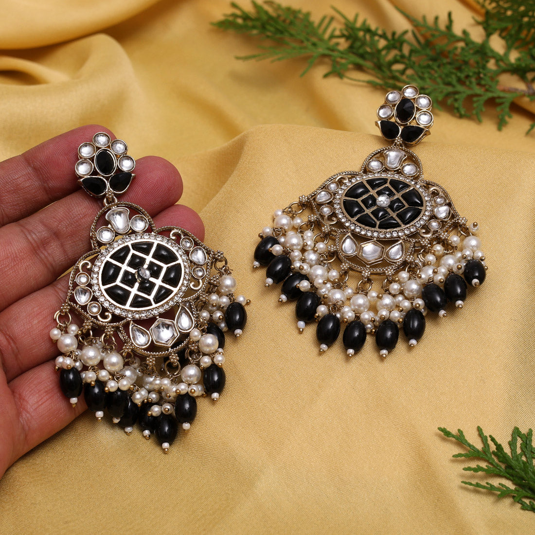 Black Color Kundan Earrings (KDE1003BLK)