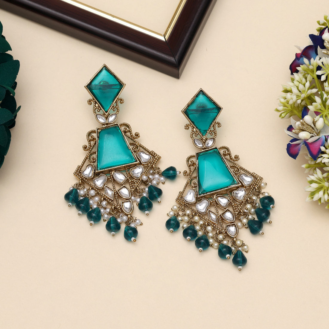 Rama Green Color Kundan Earrings (KDE1025RGRN)