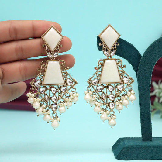 White Color Kundan Earrings (KDE1025WHT)