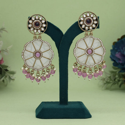 Light Purple Color Mother Of Pearl Kundan Earrings (KDE973LPRP)
