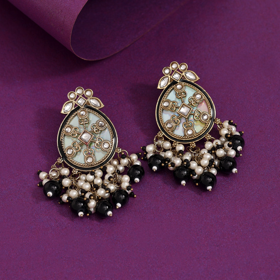 Black Color Kundan Earrings (KDE978BLK)