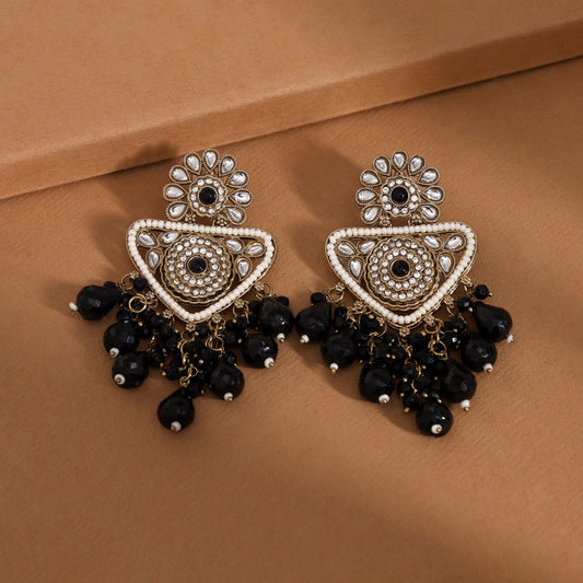 Black Color Kundan Earrings (KDE993BLK)