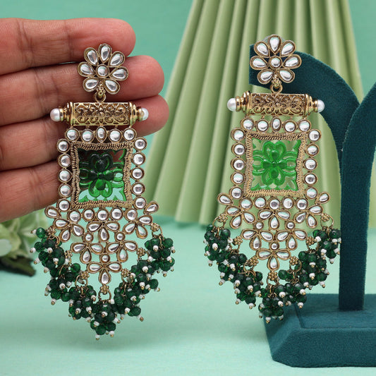 Green Color Kundan Earrings (KDE995GRN)