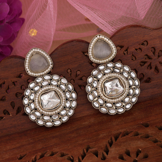 White Color Kundan Earrings (KDE998WHT)