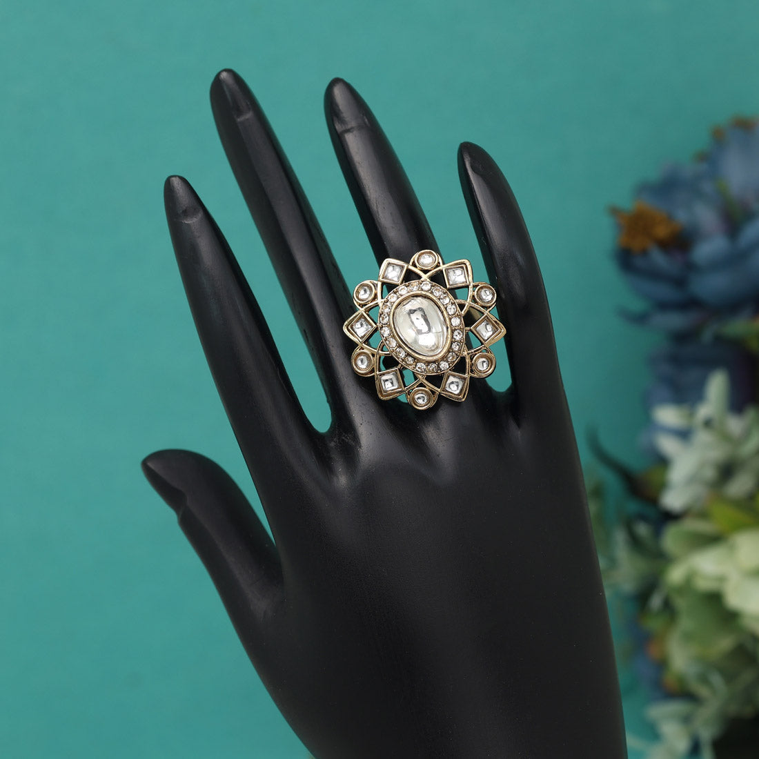 White Color Stylish Kundan Rings – 12 Pieces