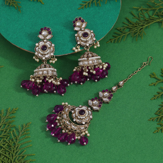 Purple Color Kundan Earrings With Maang Tikka (KDTE557PRP)
