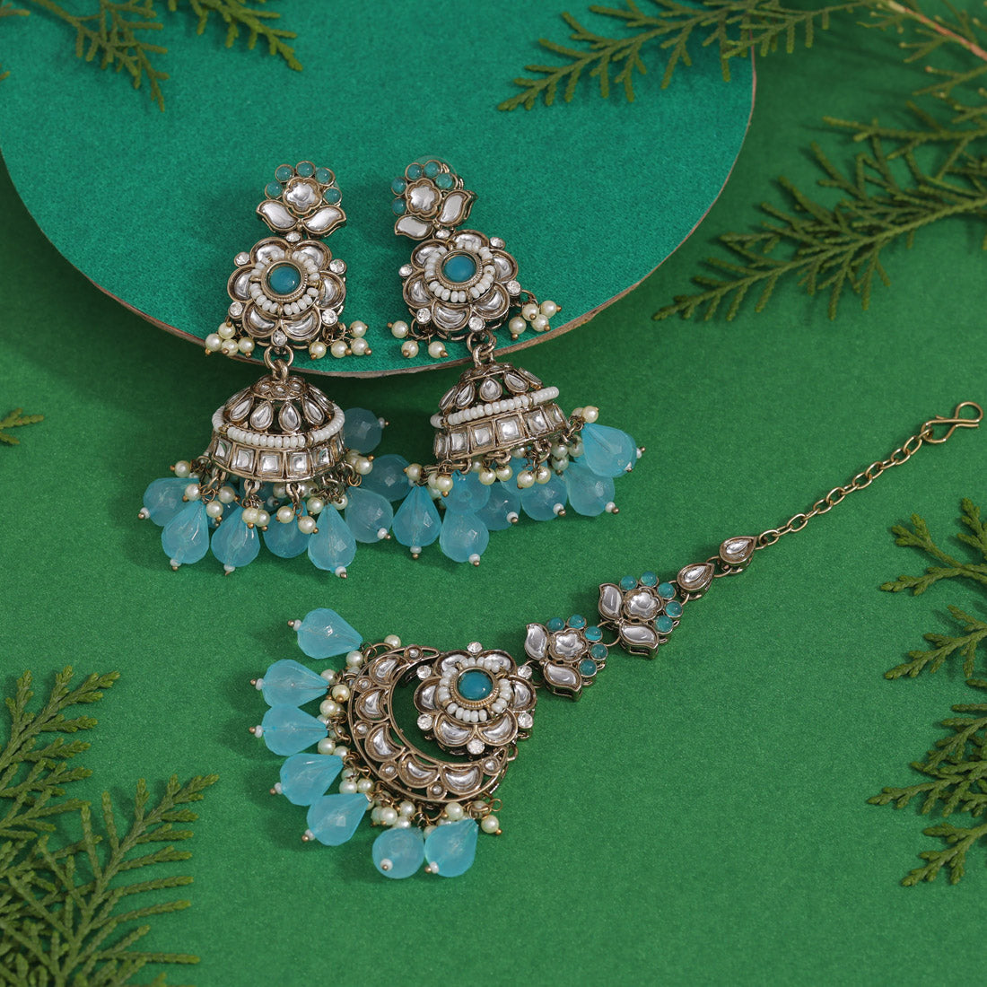 Sky Blue Color Kundan Earrings With Maang Tikka (KDTE557SBLU)