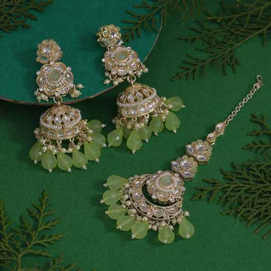 Pista Green Color Kundan Earrings With Maang Tikka (KDTE558PGRN)