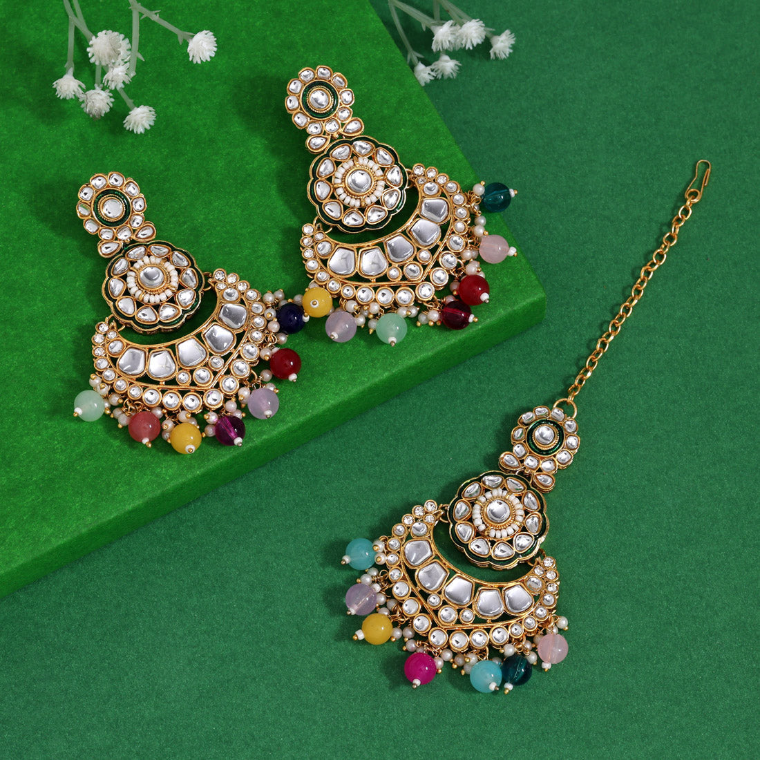 Multi Color Kundan Earrings With Maang Tikka (KDTE570MLT