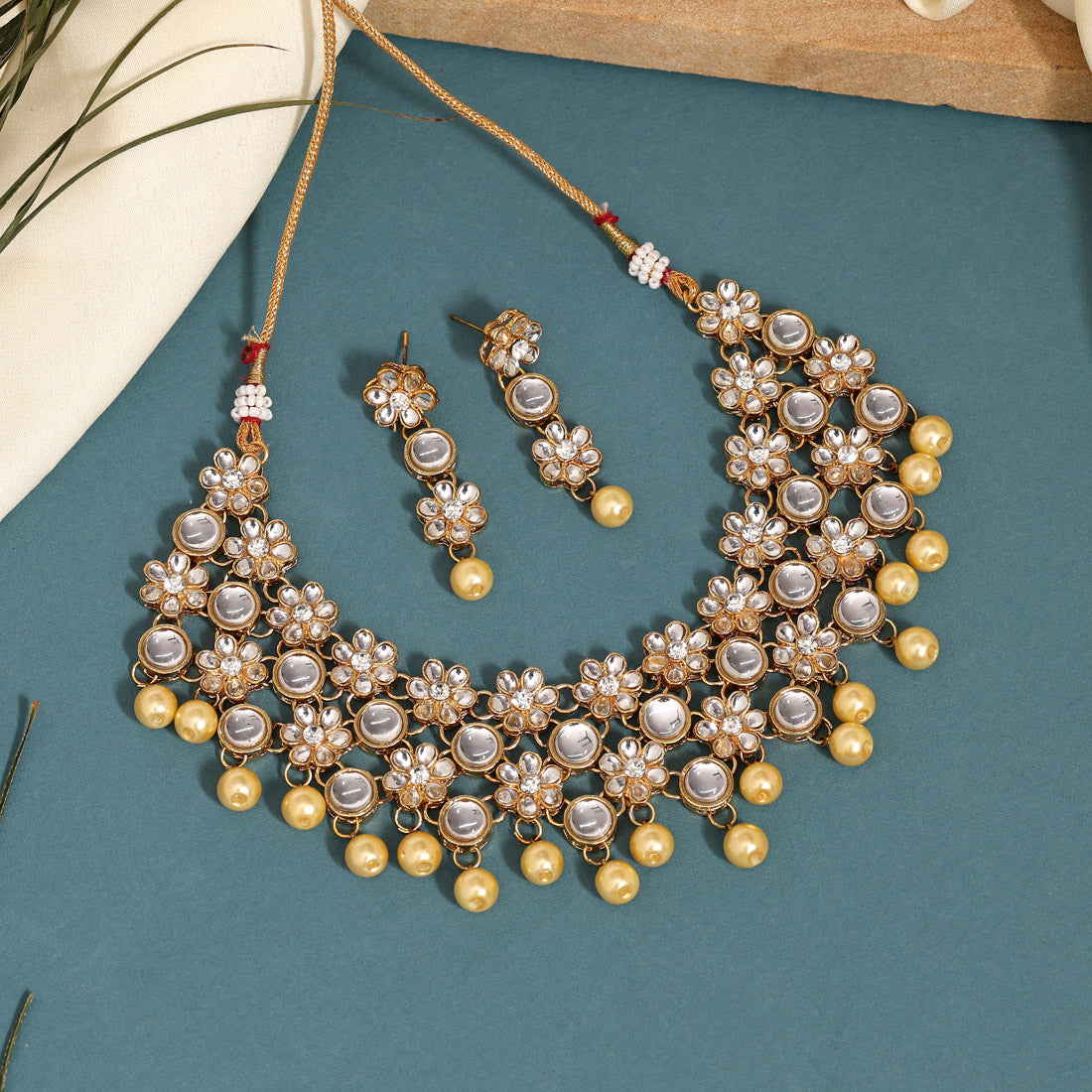 Gold Color Kundan Necklace Set (KN1047GLD)