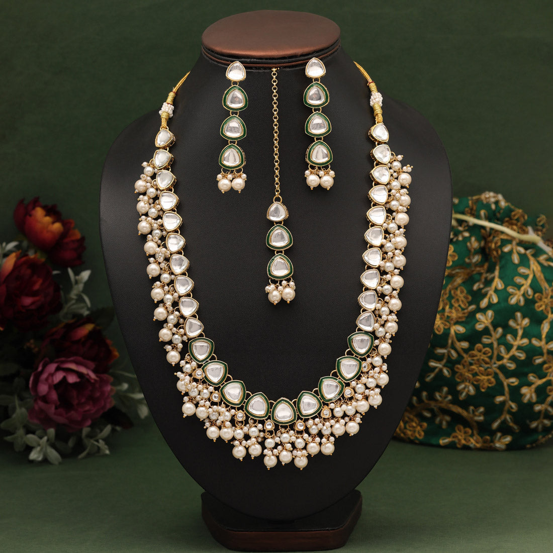 White Color Kundan Necklace Set (KN1412WHT)