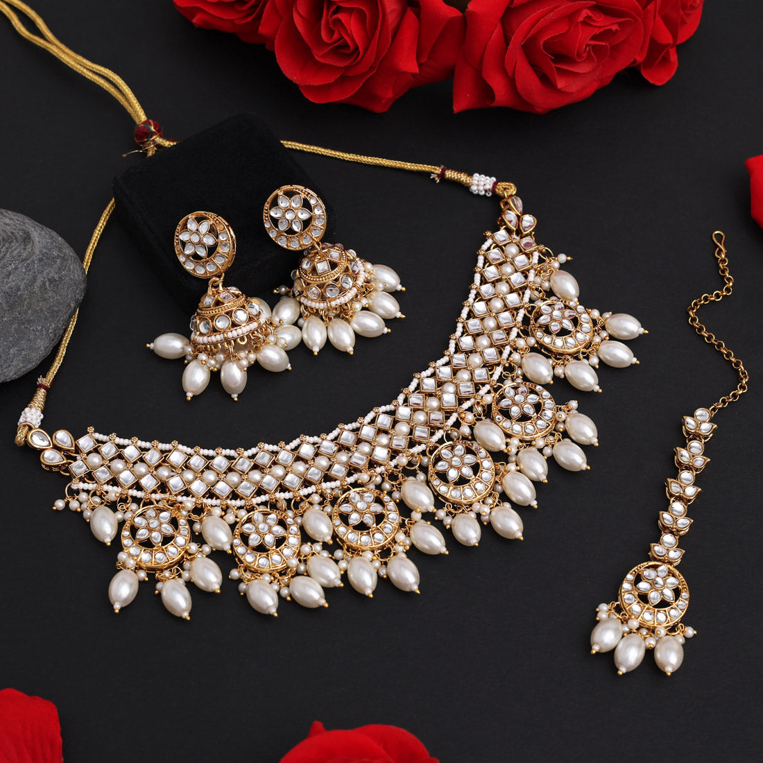 Gold Color Royal Choker Kundan Necklace Set