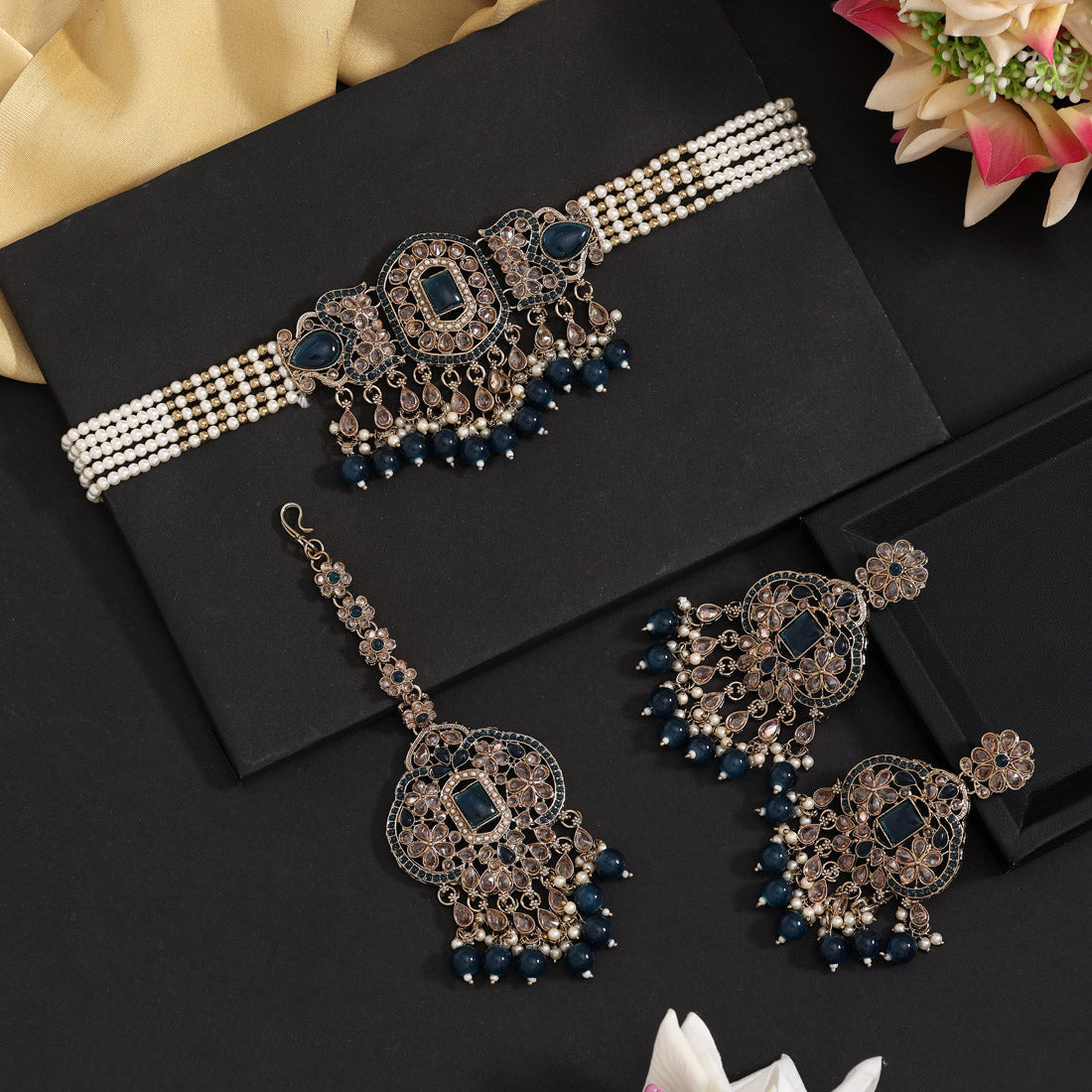 Blue Color Choker Kundan Necklace Set (KN1464BLU)