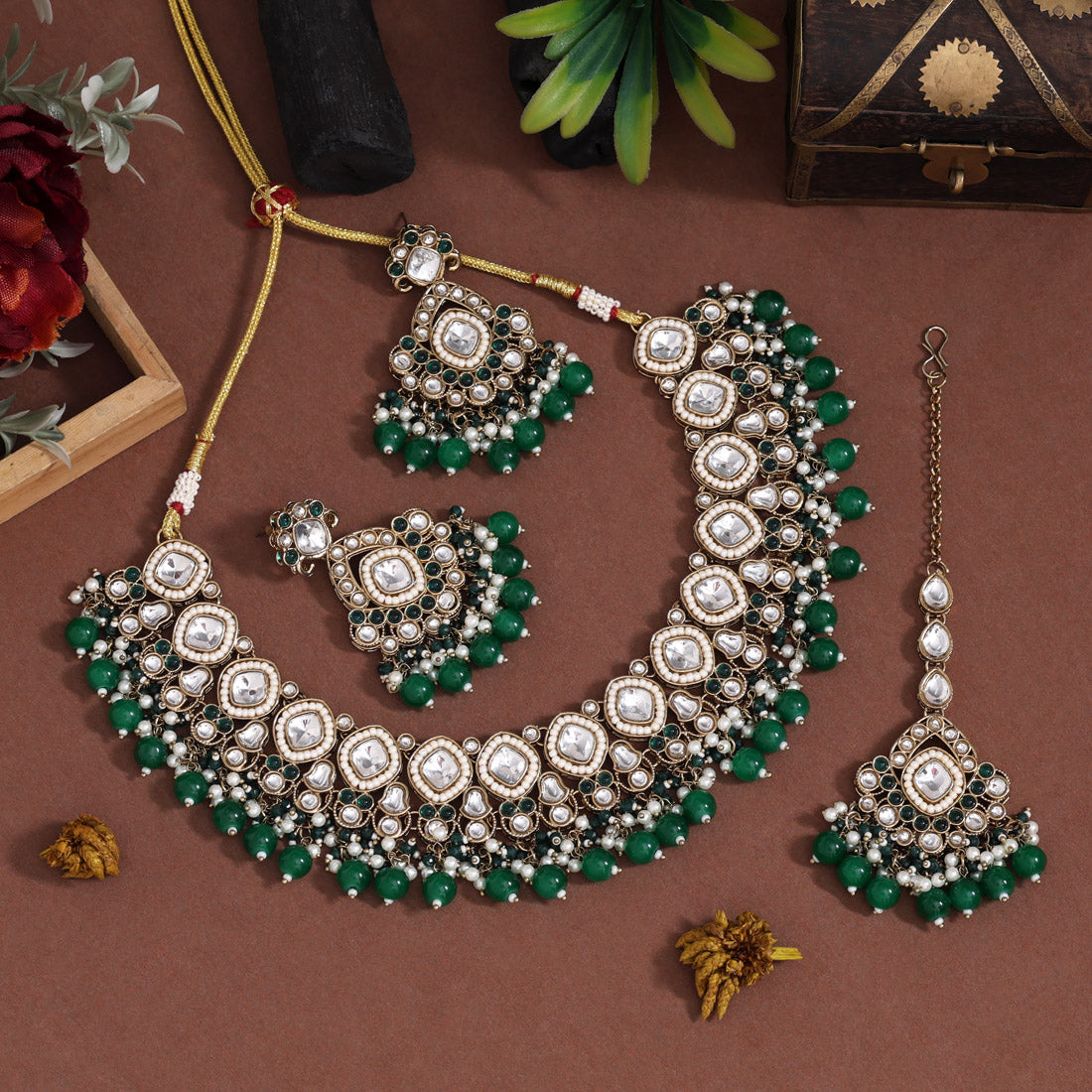 Fresh Green Color Kundan Necklace Set