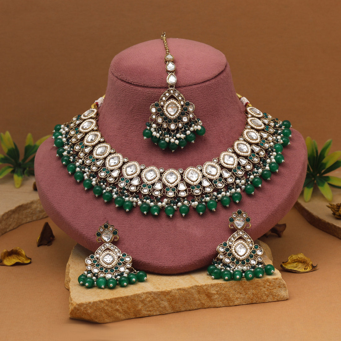 Fresh Green Color Kundan Necklace Set