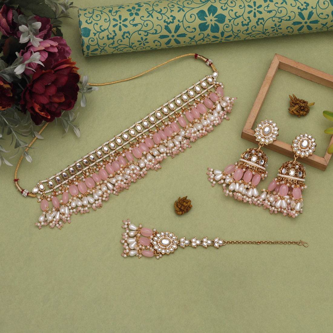 Soft Pink Color Kundan Necklace Set